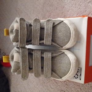 Toddler shoes